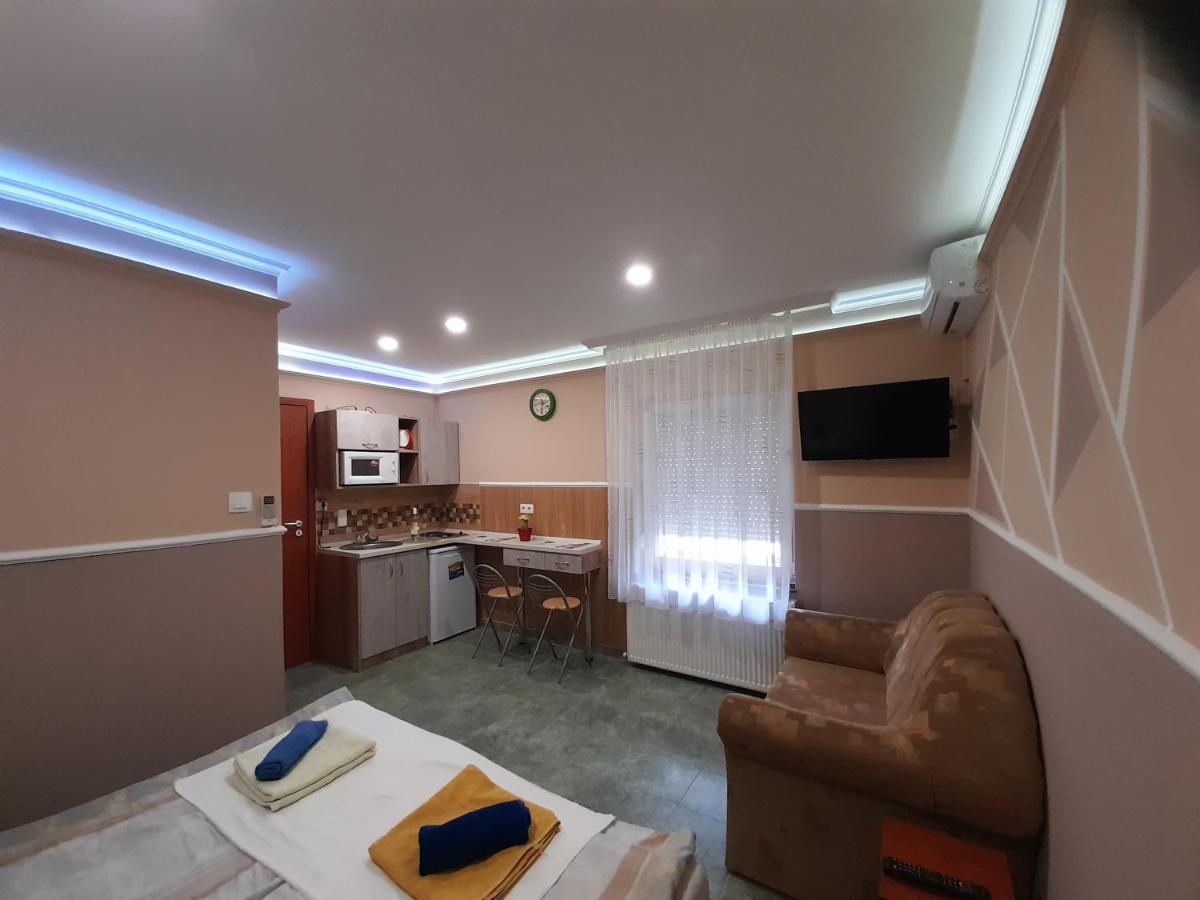 Andrea Apartman Hajduszoboszlo Luaran gambar