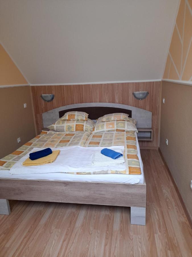 Andrea Apartman Hajduszoboszlo Luaran gambar