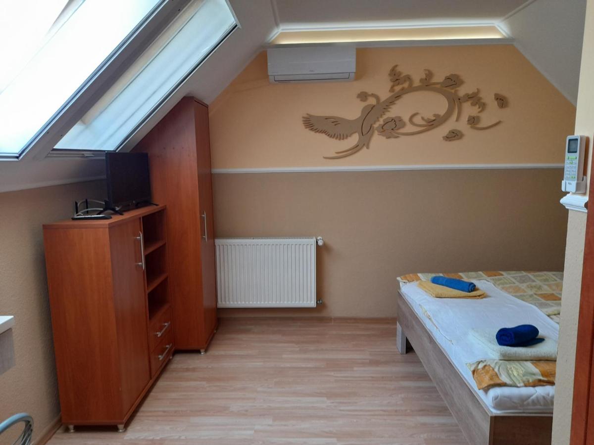 Andrea Apartman Hajduszoboszlo Luaran gambar