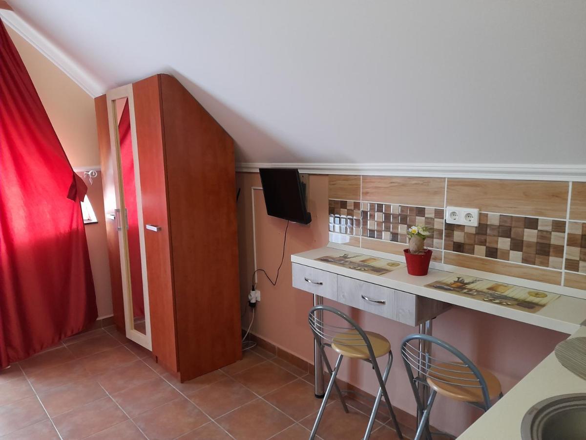Andrea Apartman Hajduszoboszlo Luaran gambar